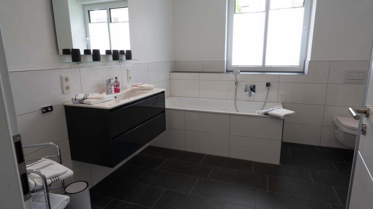Neu Mont Royal Suiten 2 Bis 4 Personen Traben-Trarbach Esterno foto