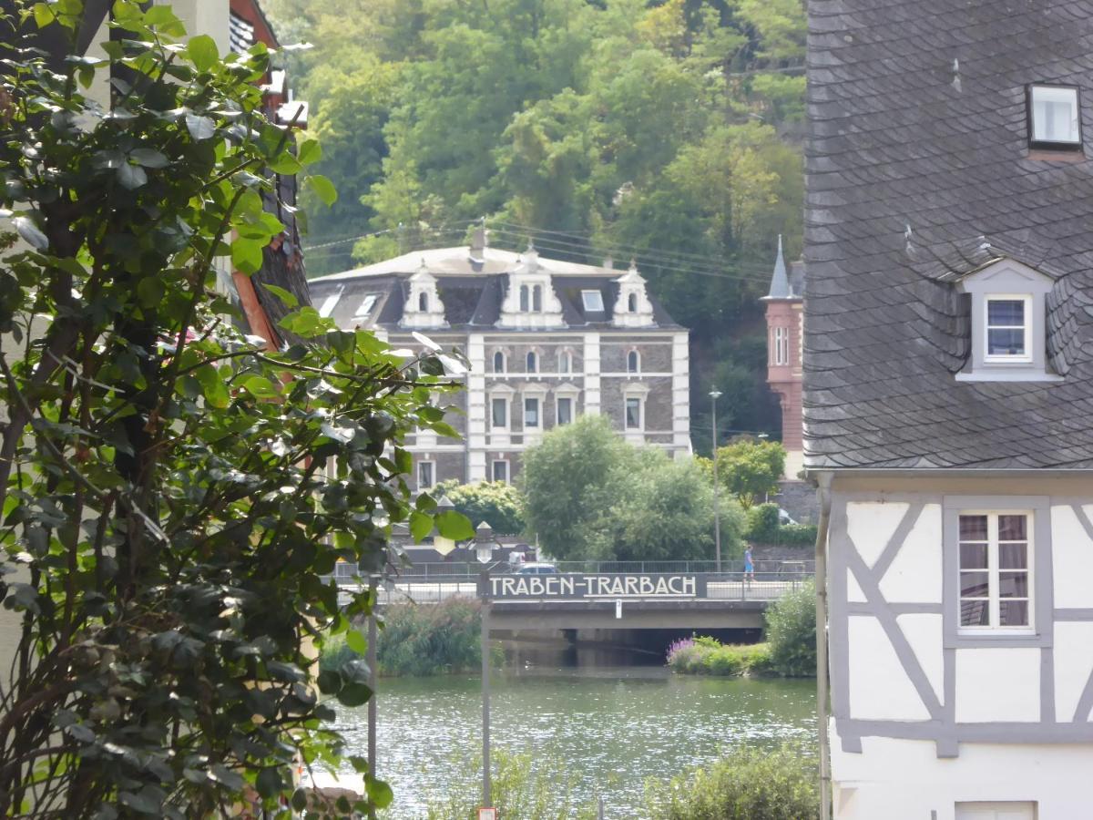 Neu Mont Royal Suiten 2 Bis 4 Personen Traben-Trarbach Esterno foto